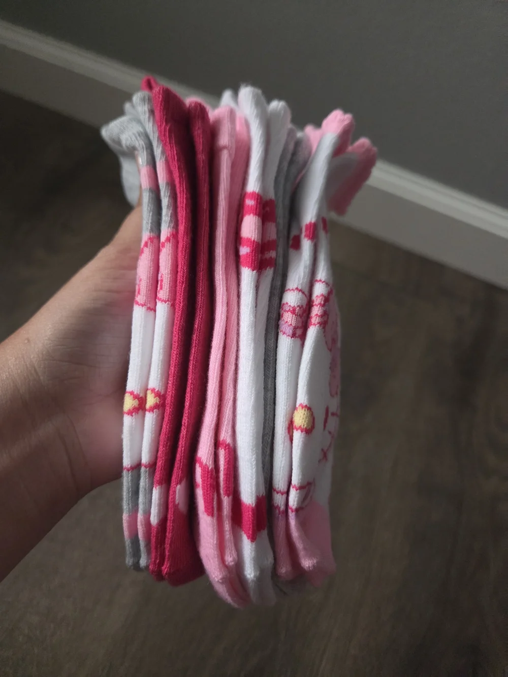 Hello Kitty Womens 6pk Socks Nwot